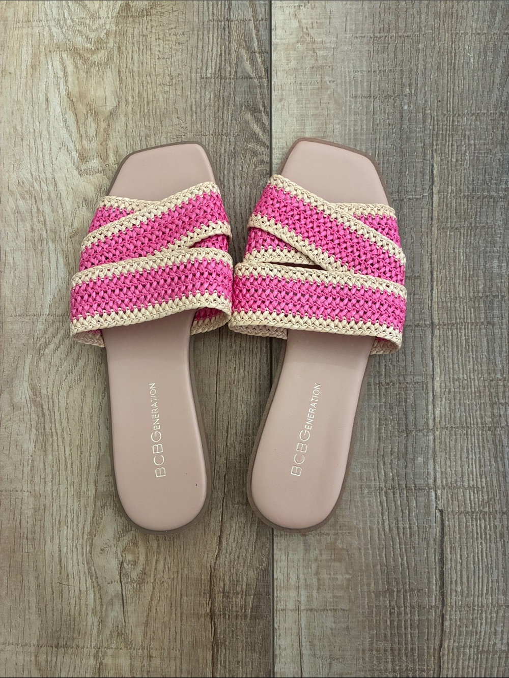 BCBGeneration Pink and Cream Woven Slide Sandals size 8.5 NWOT